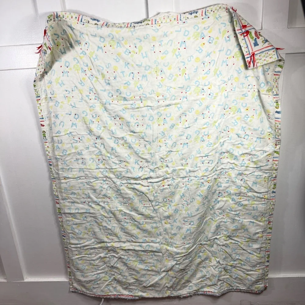 Vintage Handmade Tied Baby Quilt Nursery‎ Children Cars Alphabet Print 41x52
